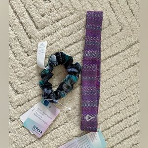 NEW Ivivva ‘Stick It’s headband and ‘Reach New Heights’ scrunchie